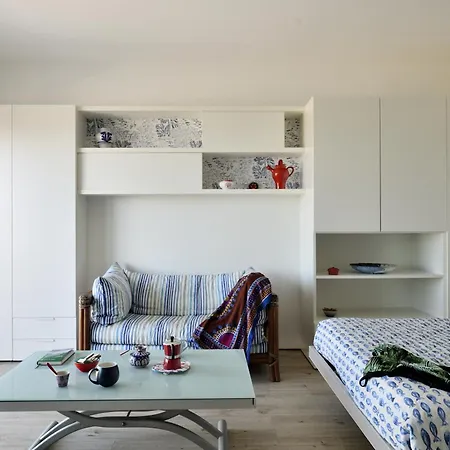 Splendido Monolocale Vista Mare Appartement *